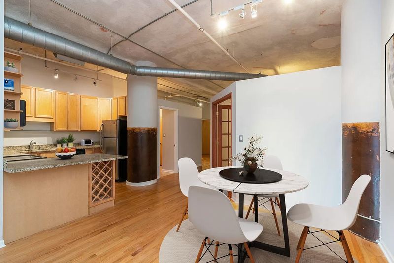 14 Features St. Louis Buyers Are Turning Their Backs On (Plus 5 They've Already Written Off) - Decor Hint Half Walls Between Rooms