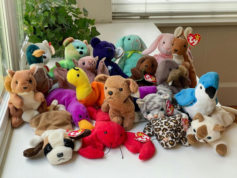 Watch Out For 9 Collectibles Oregon Experts Say Are Fading And 5 Now Worth Zero - Decor Hint Beanie Babies