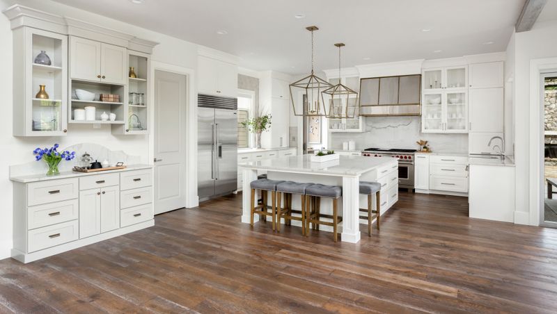 9 Kitchen Items That Undermine Maryland Style (Plus 9 That Elevate It), According To Designers - Decor Hint Hardwood Flooring: Anchoring Maryland Tradition