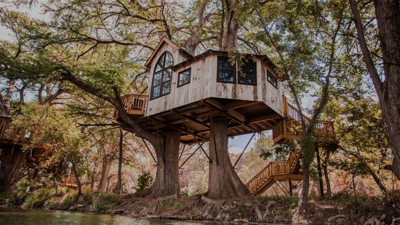 13 Incredible Homes Built Around Nature - Decor Hint Treehouse Masters Custom Builds – Various Locations, USA