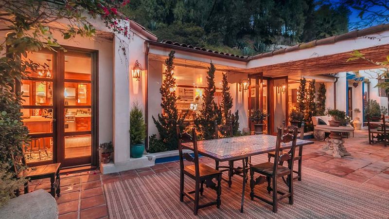 Rudolph Valentino's Falcon Lair (Benedict Canyon)