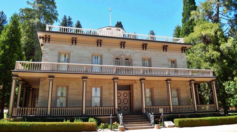 50 Photos Of Famous Historic Houses In Each US State - Decor Hint Bowers Mansion, Nevada