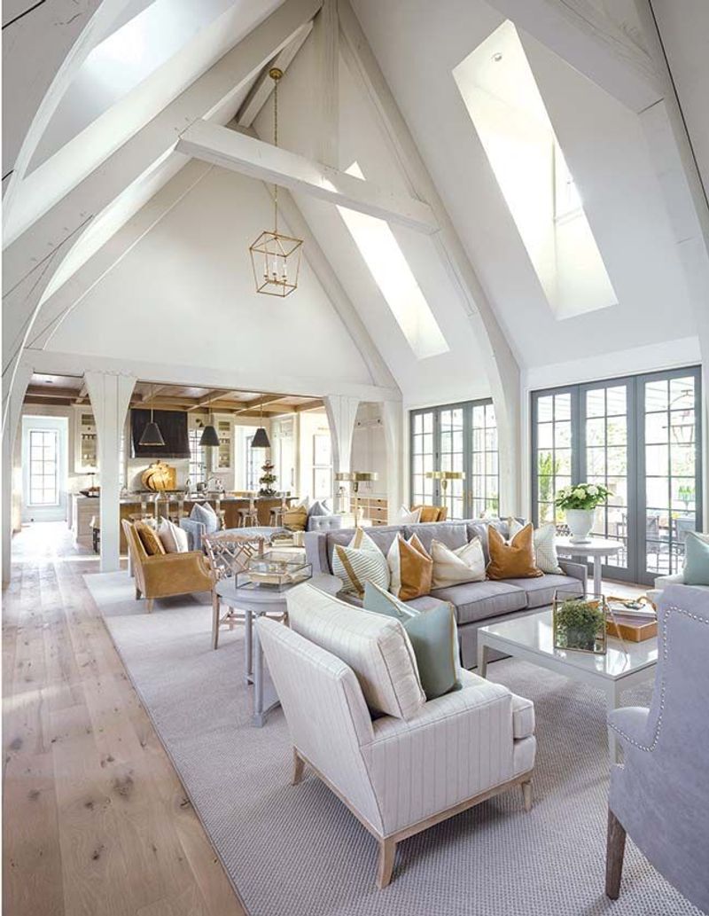 21 Granny Pods That Explain The New Definition Of Snugly Living (And What To Watch Out For) - Decor Hint Vaulted Ceiling Cottage
