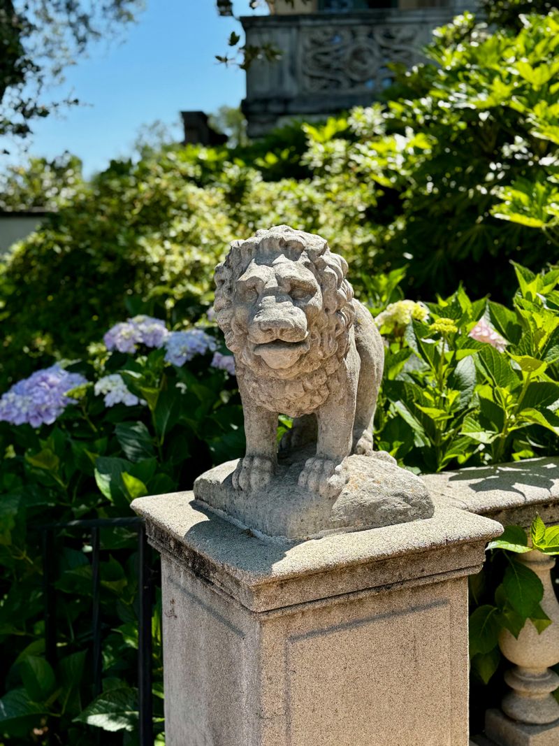 Decorative Garden Features