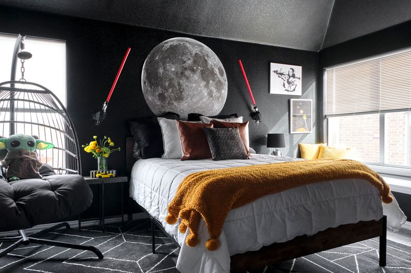10 Designs That Make Your Home Look Tacky (And 3 That Are Always A No) - Decor Hint Theme Rooms Taken Too Far