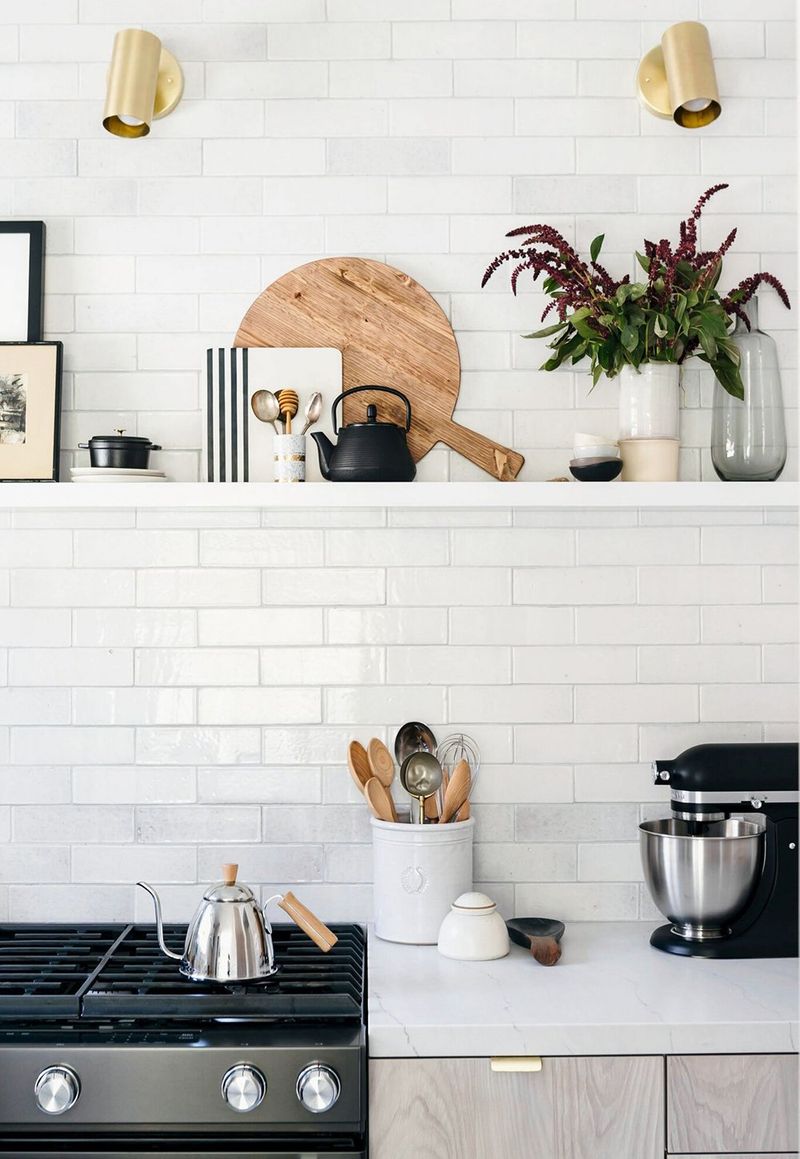 28 Home Trends That People Want To Throw Up Over Because They're So Overdone - Decor Hint Subway Tile