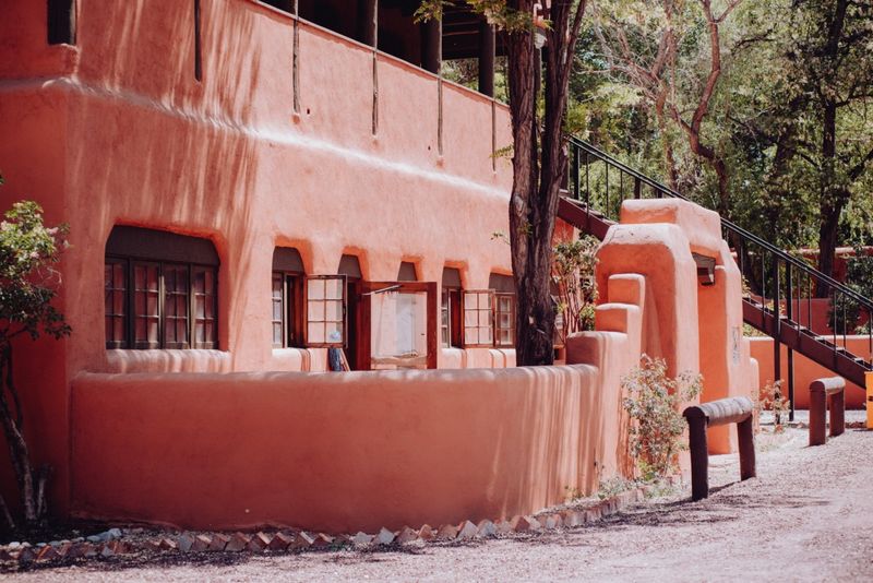 Is Oklahoma Trying Too Hard To Be Arizona? These Desert Exteriors Say Yes - Decor Hint Earth-Toned Stucco and Adobe-Like Finishes