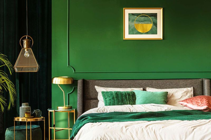Overly Bright Or Dark Color Palettes