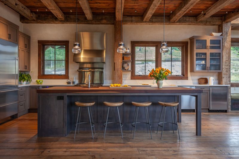 11 Outdated Kitchen Trends In Kentucky, And 9 Classics That Never Go Out Of Style - Decor Hint Warm Wood Accents Bring Natural Balance
