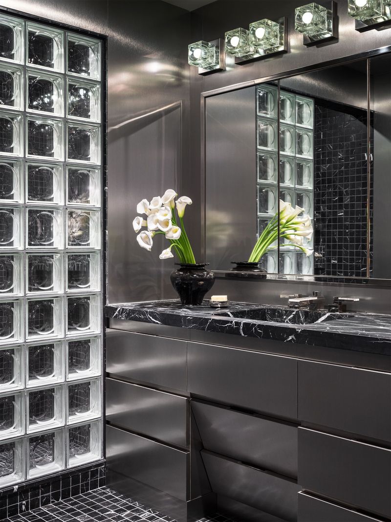 From Overused To Outdated 15 Buyer Turnoffs You'd Never Expect And 7 Total Fails - Decor Hint Glass Block Walls