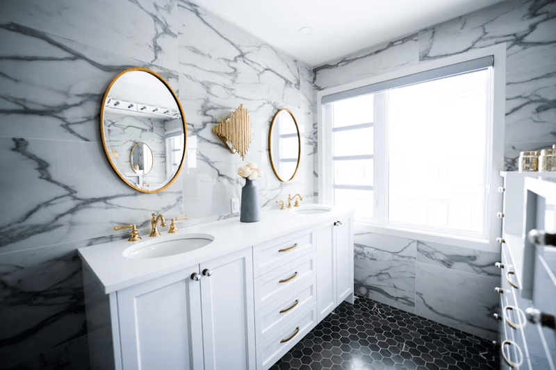 25 Harsh Realities Of Living In A Container House No One Tells You - Decor Hint Difficult Bathroom And Kitchen Installation