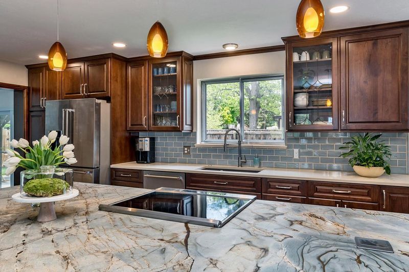 11 Kitchen Cabinets For Every Interior Style - Decor Hint Rich Wood Traditional