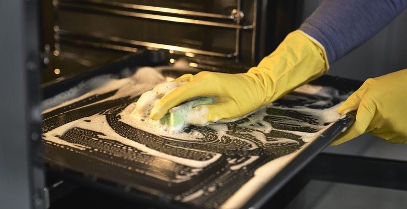 9 Common Oven Rack Cleaning Mistakes (And How To Avoid Them) - Decor Hint Using Harsh Steel Wool