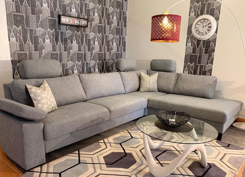 Avoid The Drab! 8 Couch Colors That Clash With Maine Style (And Better Ones To Try) - Decor Hint Light Gray: The Perfect Foggy Morning Hue