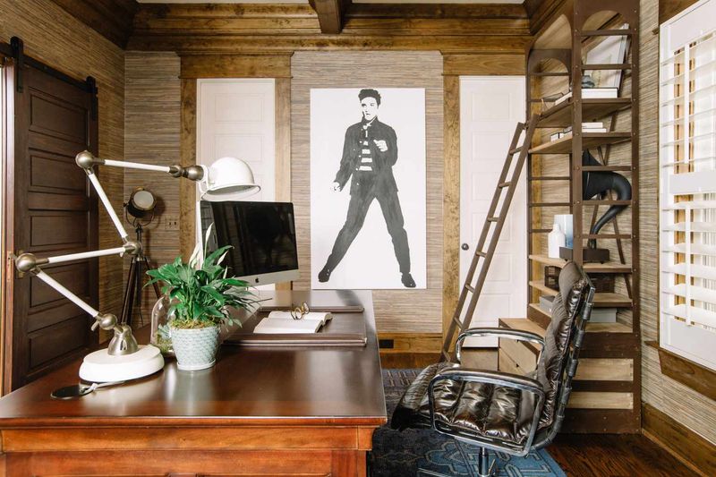 16 Pieces Of Furniture You Should Never Buy, According To Interior Designers - Decor Hint Oversized Executive Desks