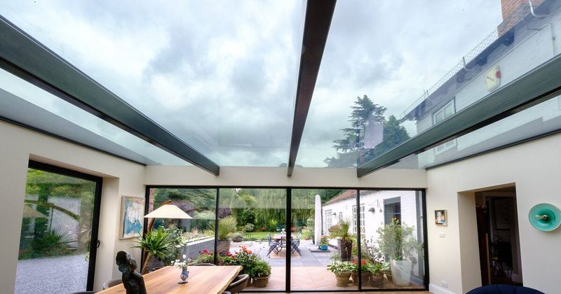 Minimalist Interior Trends Dominating Seattle Apartments - Decor Hint Sound-Absorbing Rain Installations