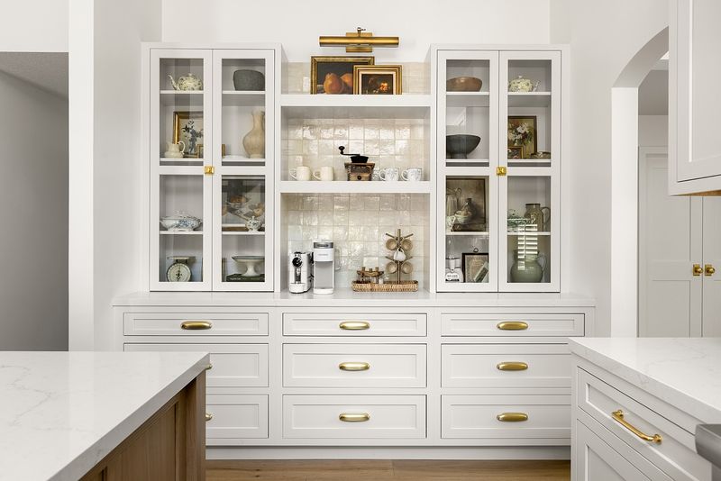 6 Kitchen Cabinet Details That Will Make Your Home Look More Expensive - Decor Hint Glass-Front Cabinet Doors