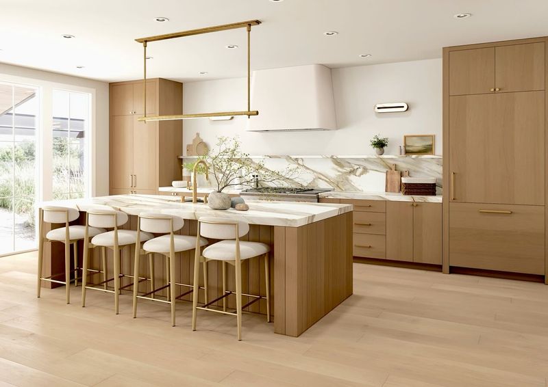 8 Kitchen Colors That Are Coming Back In 2025 And 10 That Are Already Trending - Decor Hint Pale Oak (Currently Trending)
