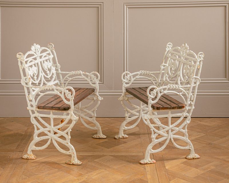 Is It Worth Refinishing? Timeless Antique Furniture Styles To Restore In 2025 - Decor Hint Art Nouveau Curves