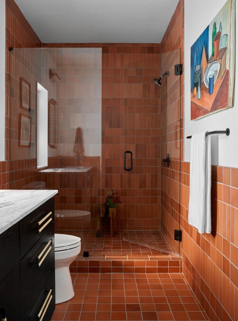These 19 "Ugly" Decor Trends Are Making A Huge Comeback In 2025 - Decor Hint Earthy Terracotta
