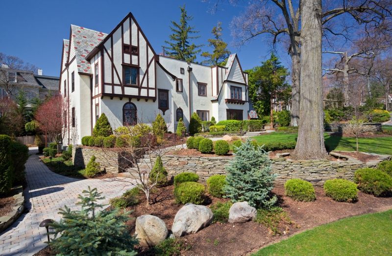 Say Goodbye To These 17 Aurora Architectural Styles Before 2030 Hits - Decor Hint Faux Tudor Exteriors