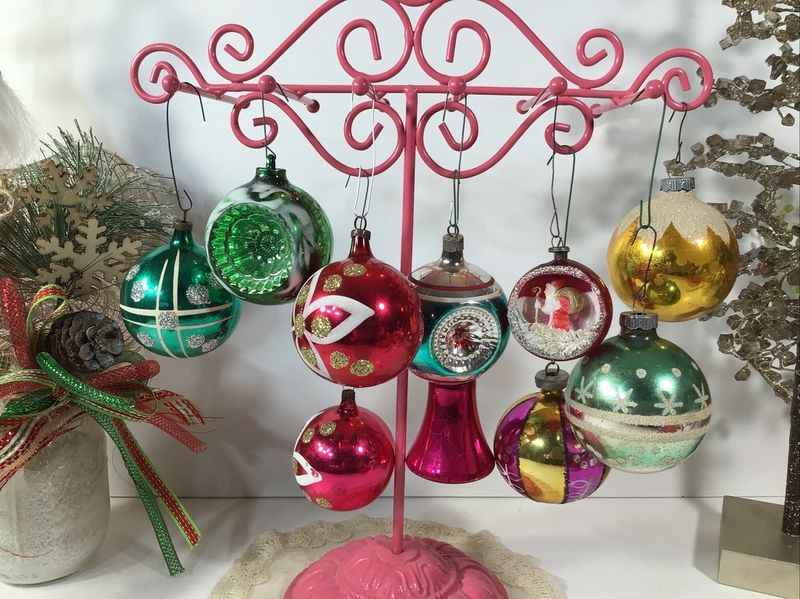 Grandma's Treasures That Are Worth A Fortune In 2025 - Decor Hint Retro Christmas Ornaments