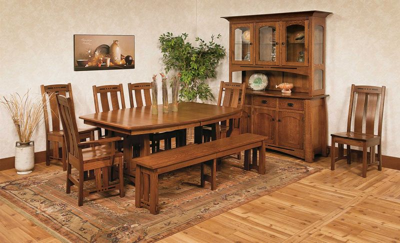 Sturdy Amish-Crafted Oak Pieces