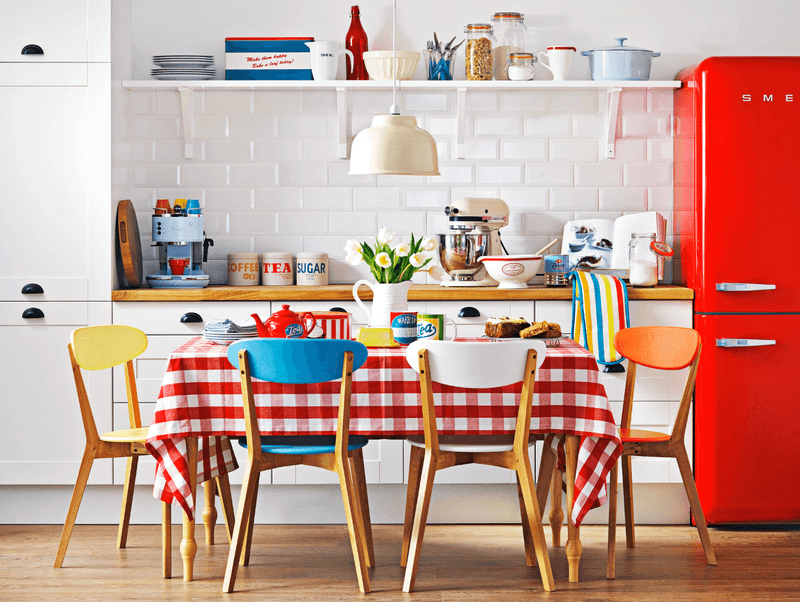 16 Retro Kitchen Styles Designers Miss And 5 They Hope We Forget Forever - Decor Hint Red-and-White Color Schemes