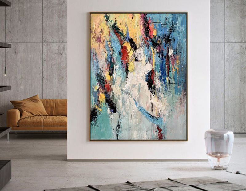Oversized Art That Dominates