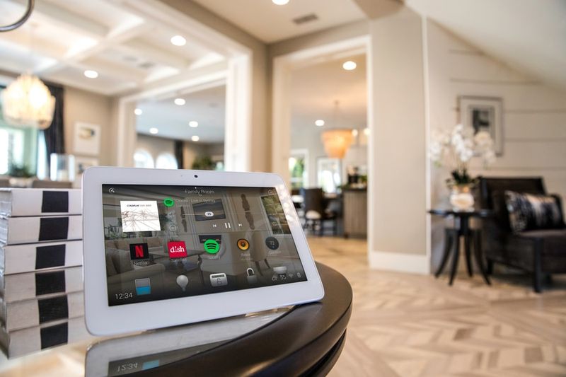 Smart Home Tech