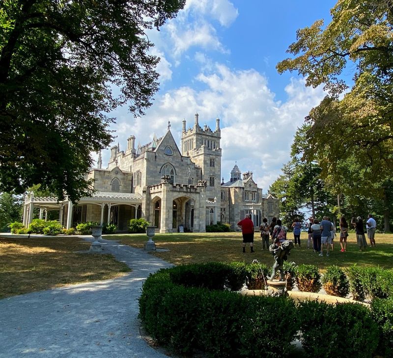 Lyndhurst On The Hudson 7 Reasons To Visit This Tarrytown Treasure - Decor Hint Filming Location