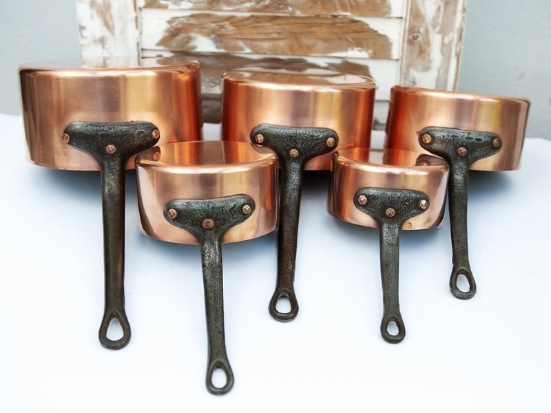 7 Timeless Boston Decorating Trends With Rustic Charm - Decor Hint Copper and Brass Accents