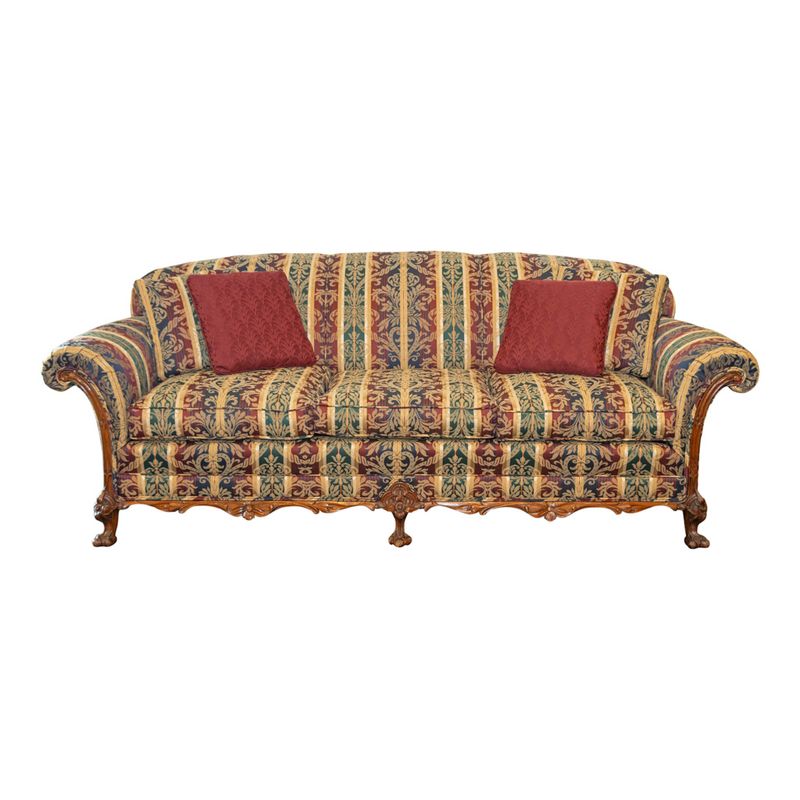 Colorado Homes Still Using These 10 Couch Colors? Time For An Upgrade - Decor Hint Burgundy and Gold Patterns