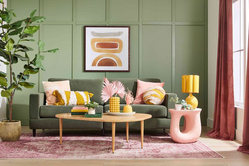 20 Common Mistakes That Make Your Home Look Tacky - And What To Do Instead - Decor Hint Decorating Entire Rooms In One Color