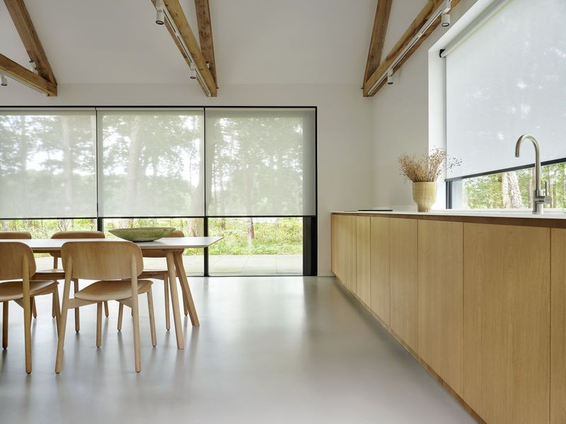 Minimalist Interior Trends Dominating Seattle Apartments - Decor Hint Fog-Emitting Window Treatments