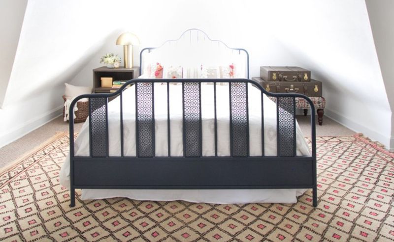 From Bismarck With Style: North Dakota's Vintage Touches Still Turn Heads - Decor Hint Iron Bed Frames With Prairie Elegance