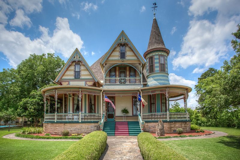 What Makes Texas Homes So Unique? 10 Signature Design Features - Decor Hint Victorian-Era Charm