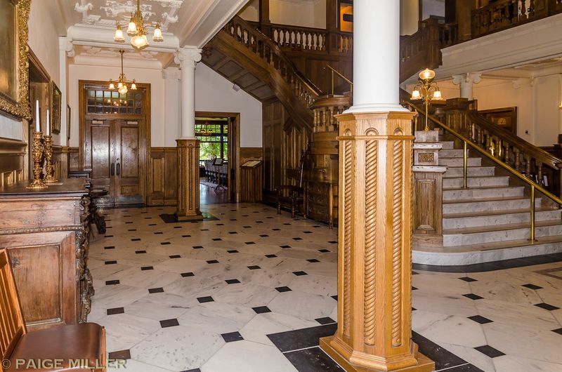 Grand Hallway & Staircase