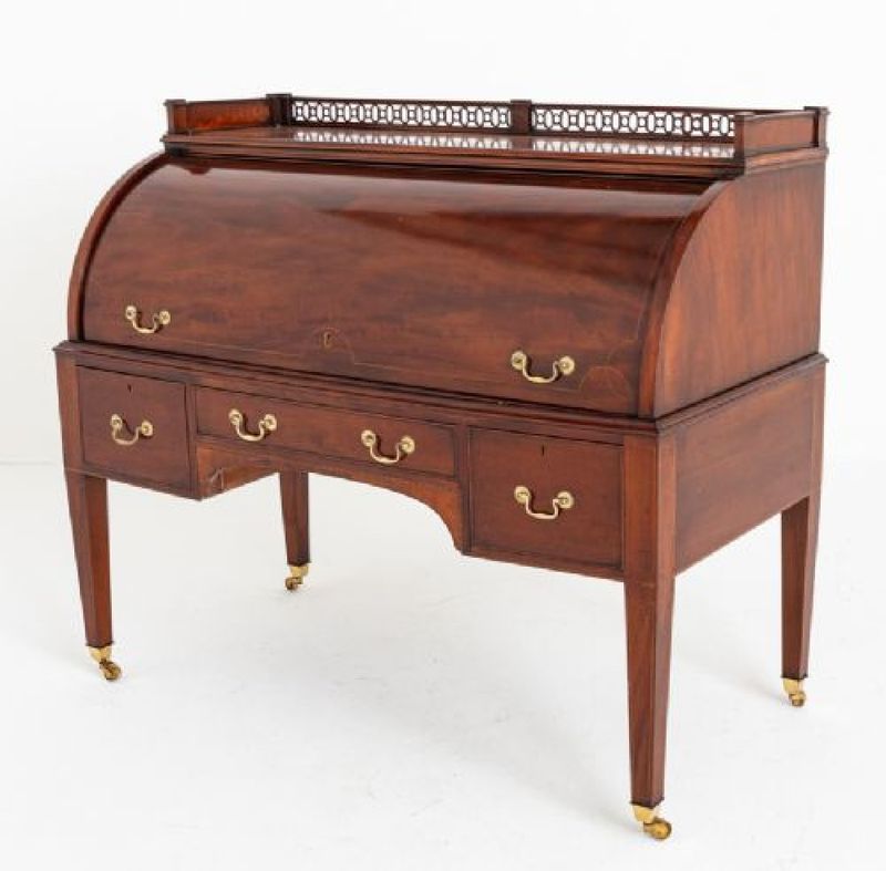 2026 Collectibles Forecast 6 Antiques You Should Hold And 7 That Could Drop - Decor Hint Classic Mahogany Desk (should hold)