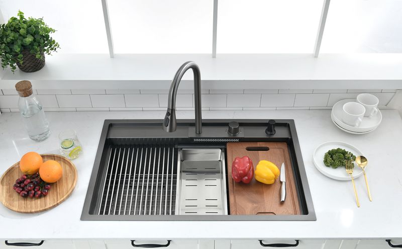 Single Bowl Sinks Draining Away