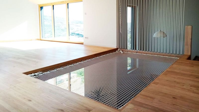 26 Barndominium Features That'll Make You Say 'Wait, That's A House?' - Decor Hint Loft Nets Instead Of Floors