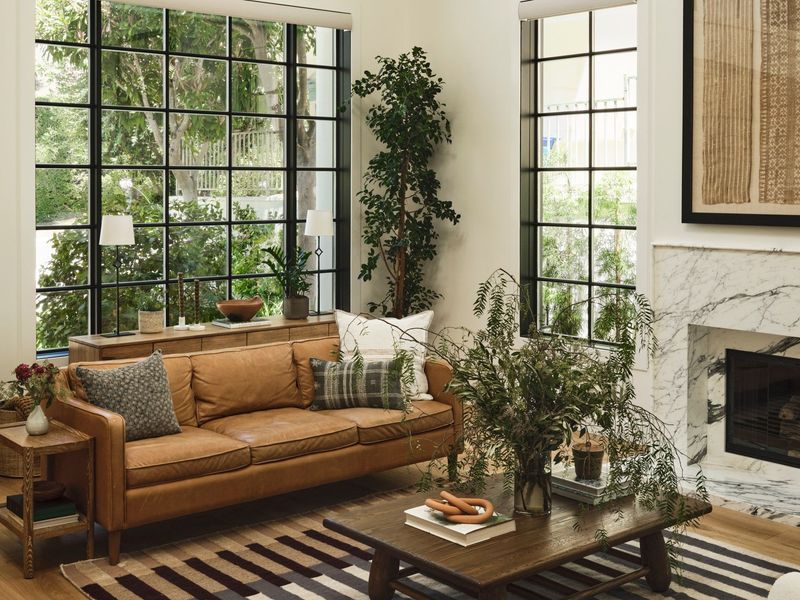 7 Sofa Colors Falling Out Of Style In Georgia, And 7 That Always Work - Decor Hint Camel Leather Remains A Classic