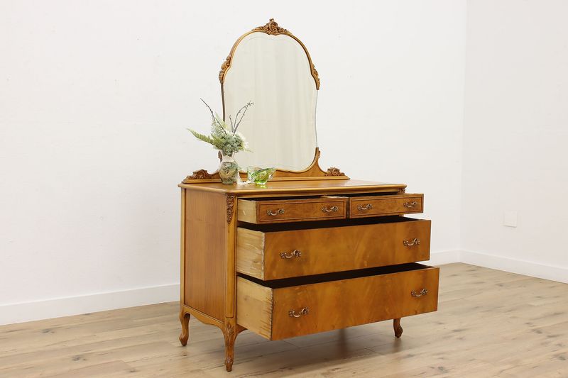 10 Must Toss Items In A Wisconsin Home And 10 Pieces To Treasure - Decor Hint Antique Wood Dressers (Treasure)