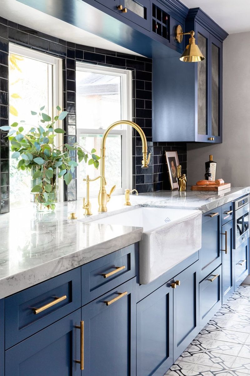 12 Raleigh Kitchen Colors Losing Their Appeal In 2025 (And 3 That Never Looked Good) - Decor Hint Navy Blue: From Trendy to Tiresome