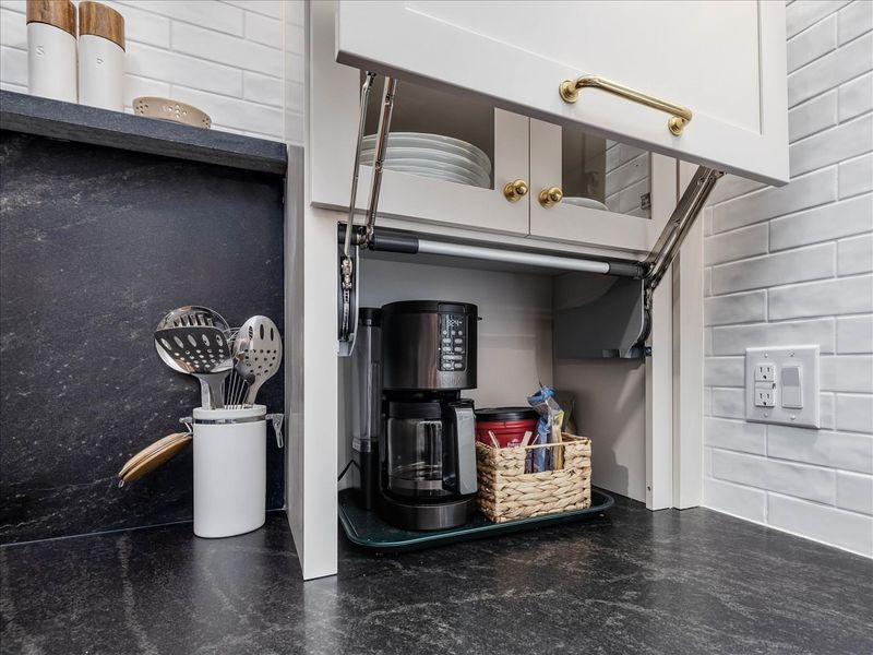 16 Best Kitchen Renovations Ever - Decor Hint Hidden Appliance Garage