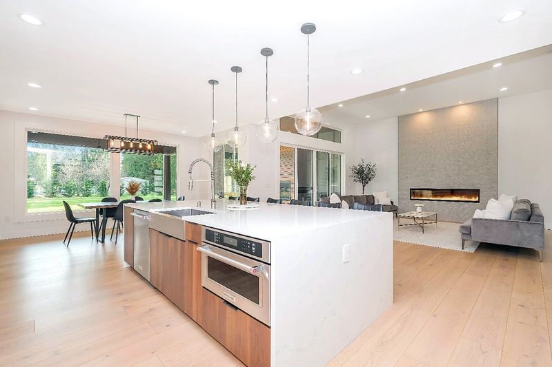 Large, Closed-Off Kitchens