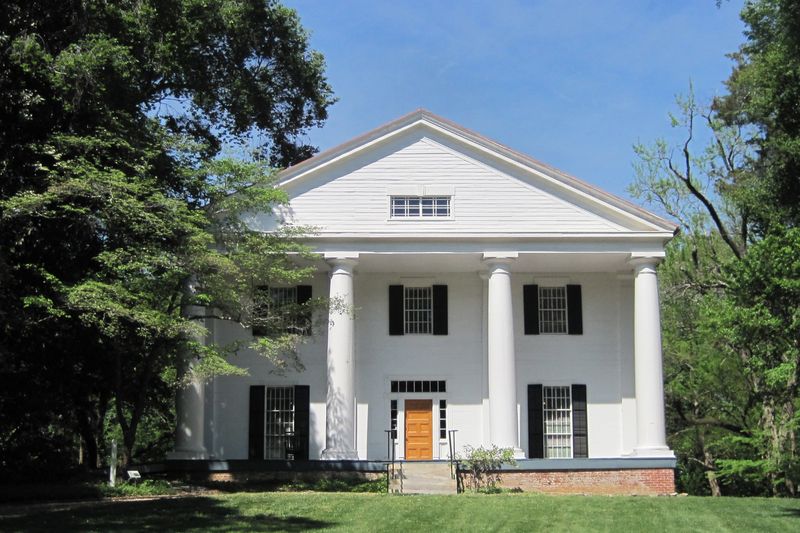 24 Historic Mansions In Georgia That Offer Glimpse Into The Grandeur Of Bygone Eras - Decor Hint Bulloch Hall – Roswell