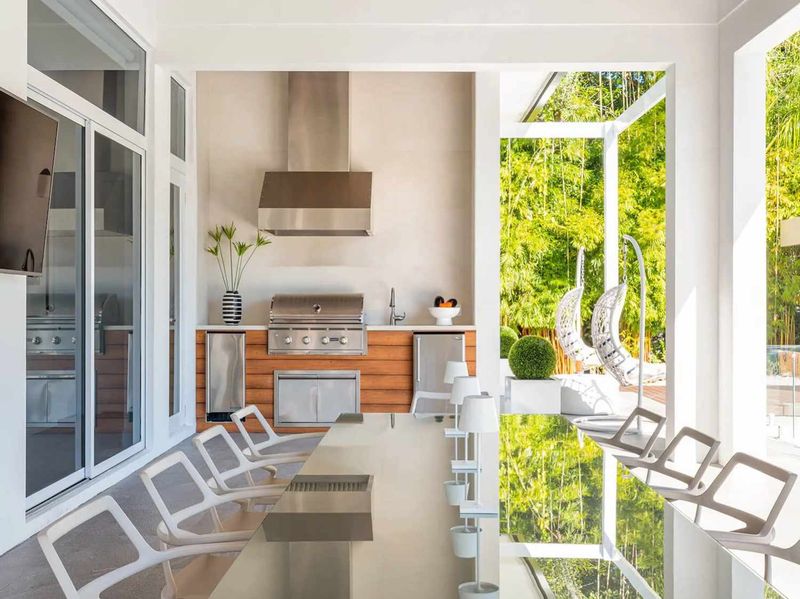 By Late 2025, Expect These 12 Sleek Outdoor Trends From Chicago Condos To Go Big - Decor Hint Eco-Friendly Outdoor Kitchens