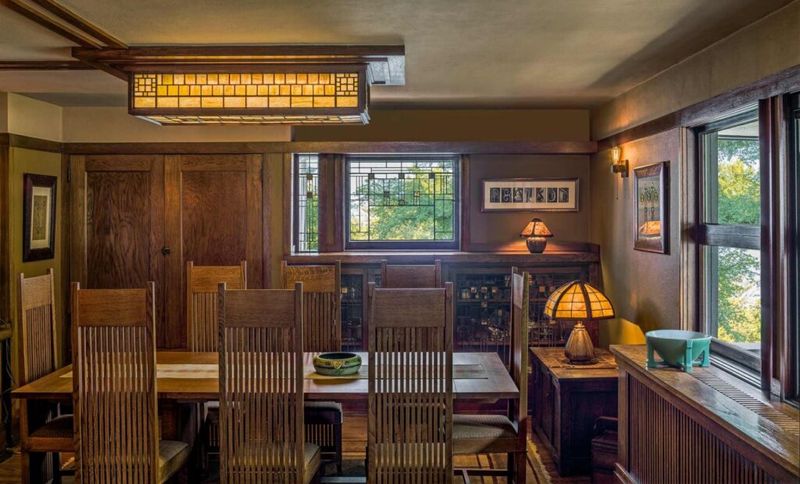 Old-School Charm From Des Moines That Keeps Iowa Interiors Timeless - Decor Hint Prairie School-Inspired Stained Glass Panels