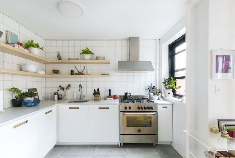 13 Design Fails Making Washington Kitchens Look Tacky And What To Use Instead - Decor Hint Bulky Overhead Cabinets → Open Shelving